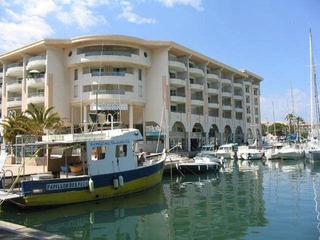 Residence Du Port - Borghese Fréjus Buitenkant foto
